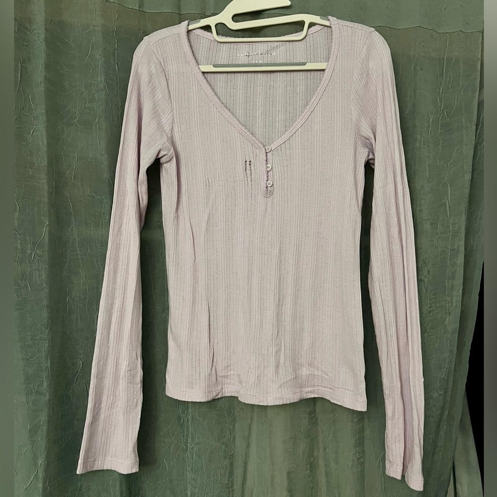 American Eagle Soft Lilac Henley